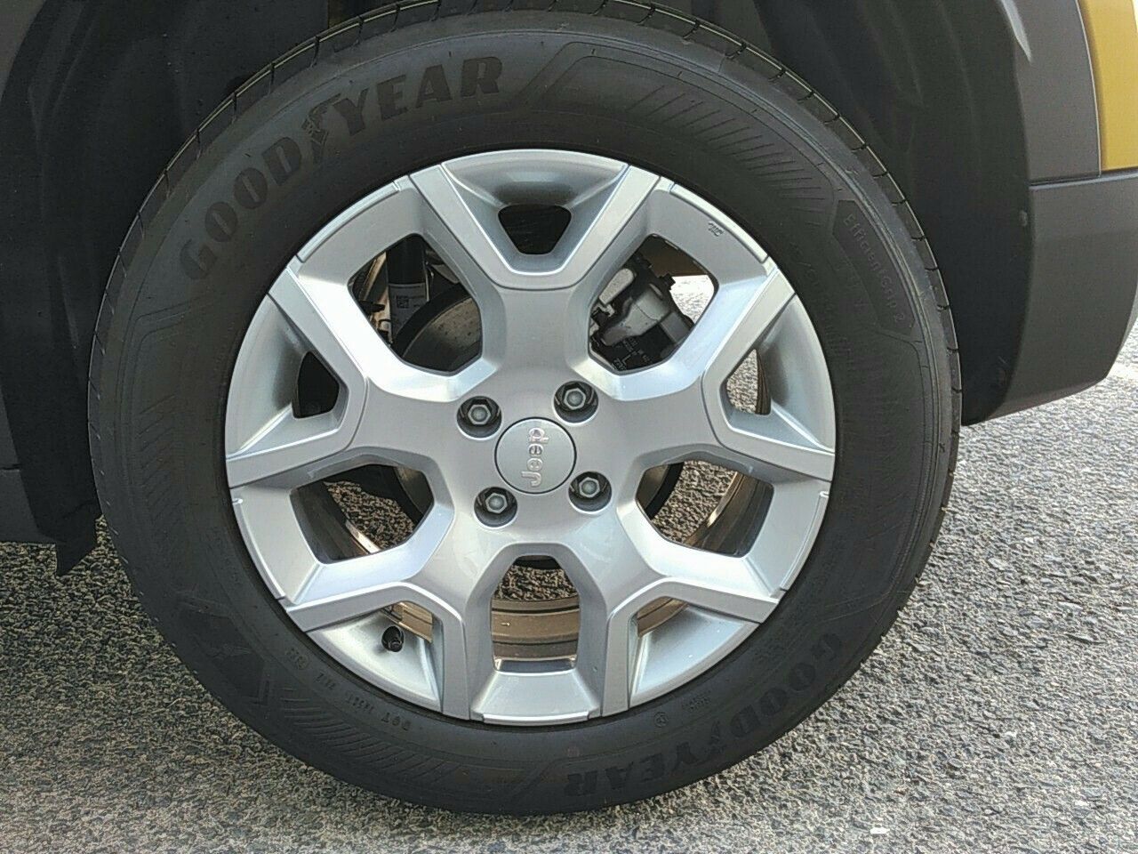 Foto Jeep Avenger 11