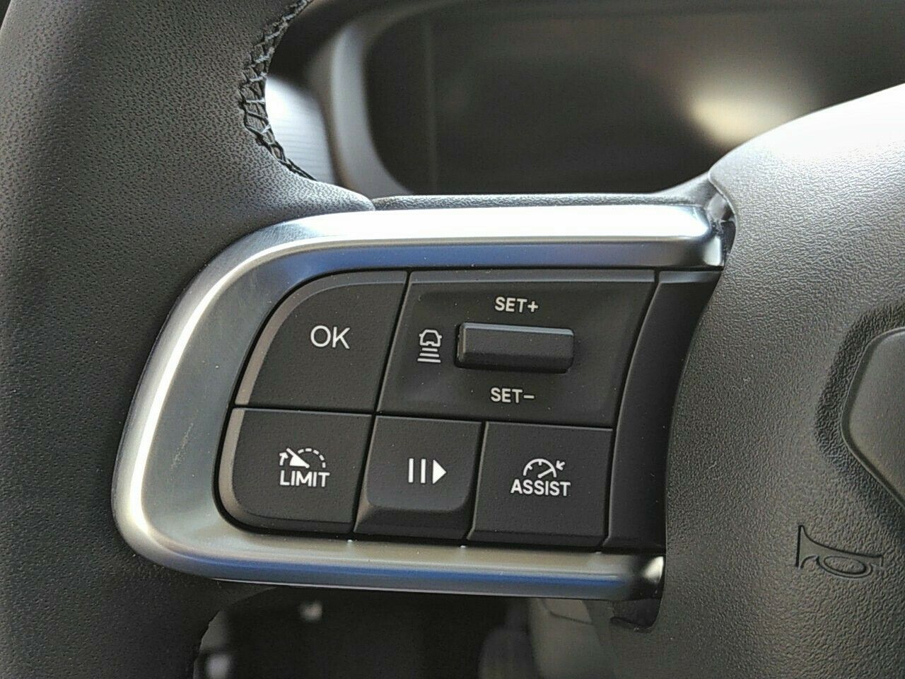 Foto Jeep Avenger 14