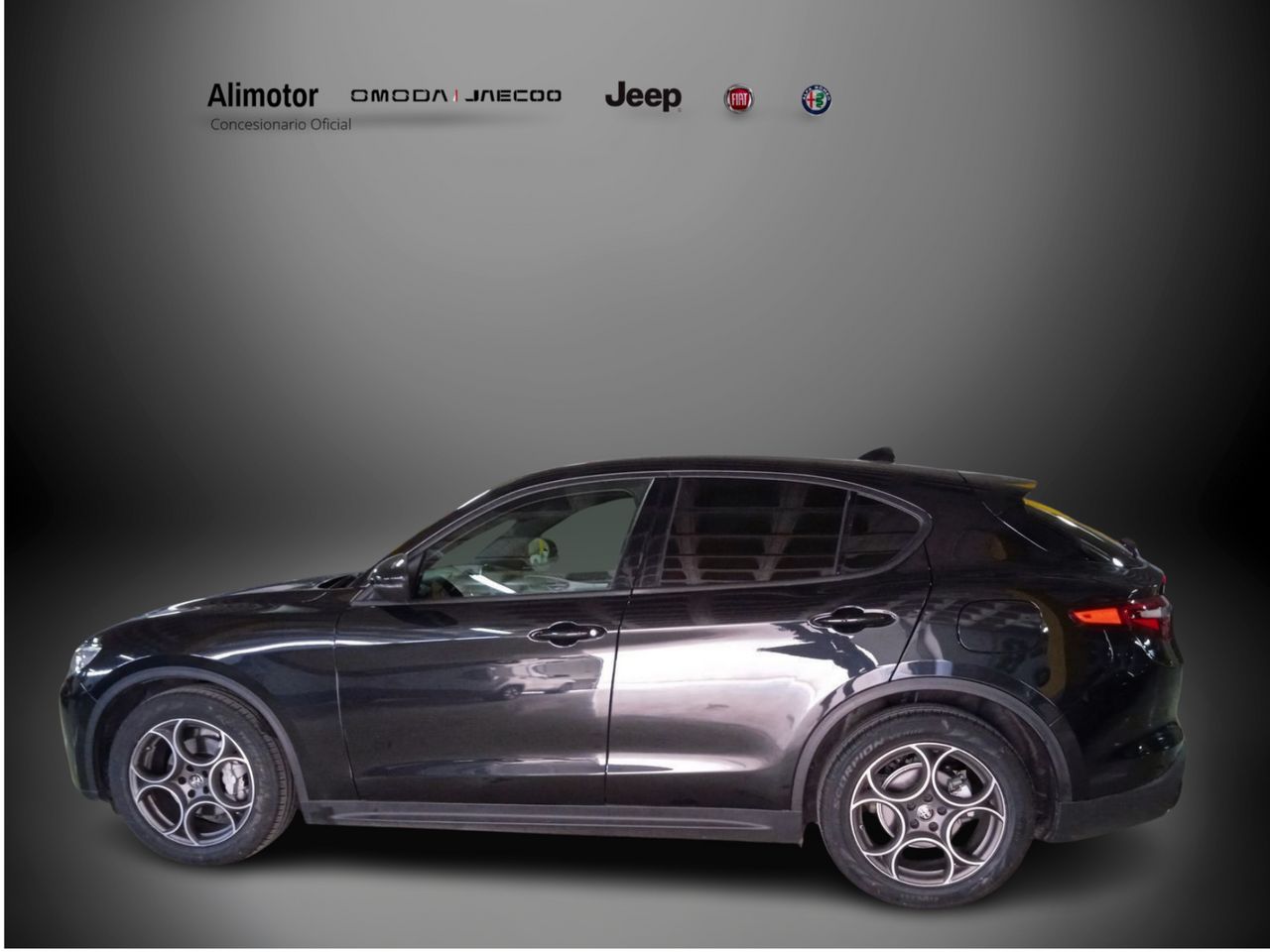 Foto Alfa Romeo Stelvio 4