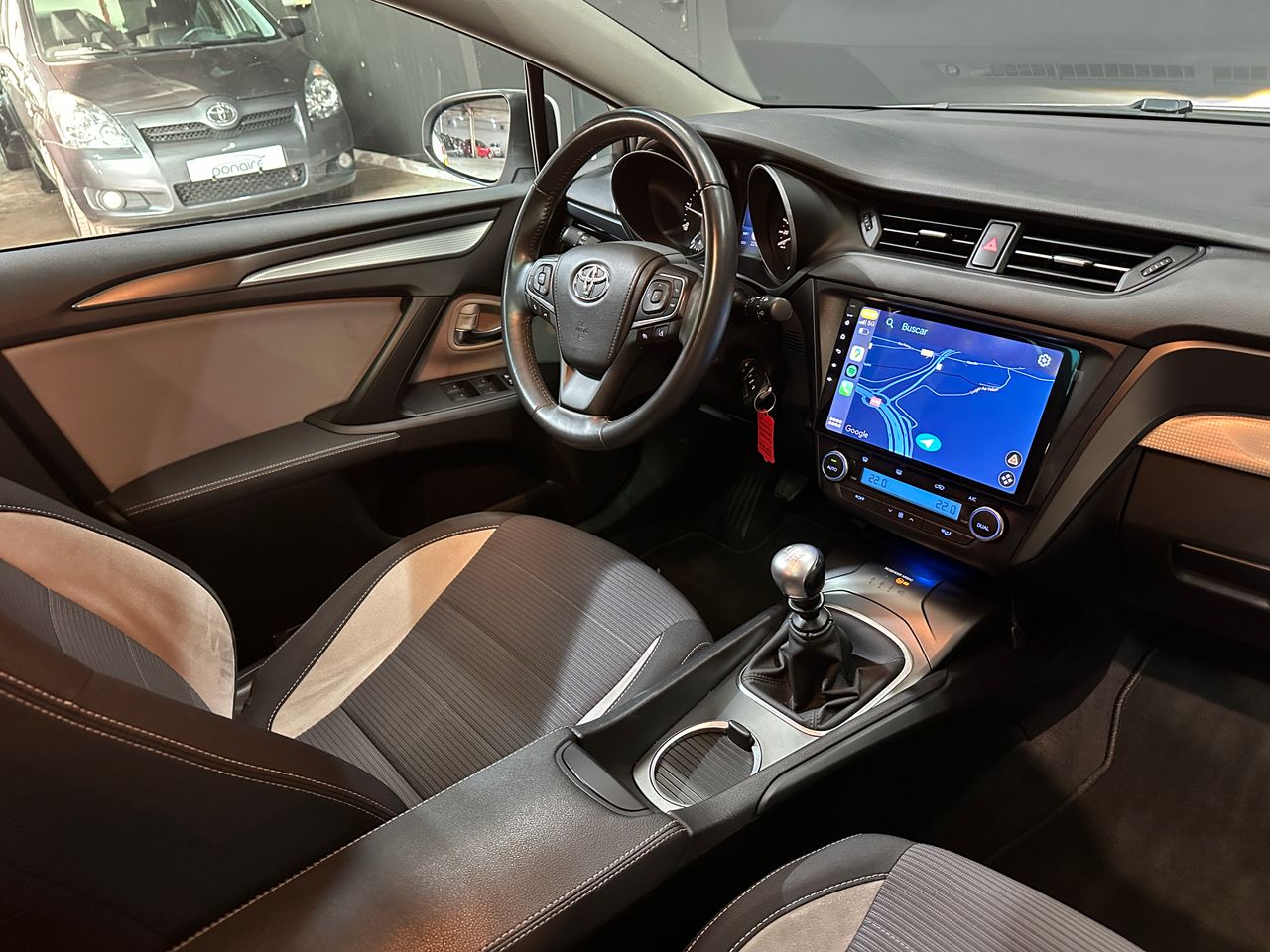 Foto Toyota Avensis 4