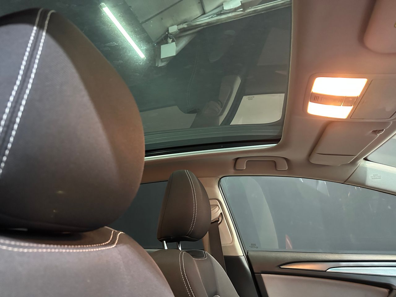 Foto Toyota Avensis 9