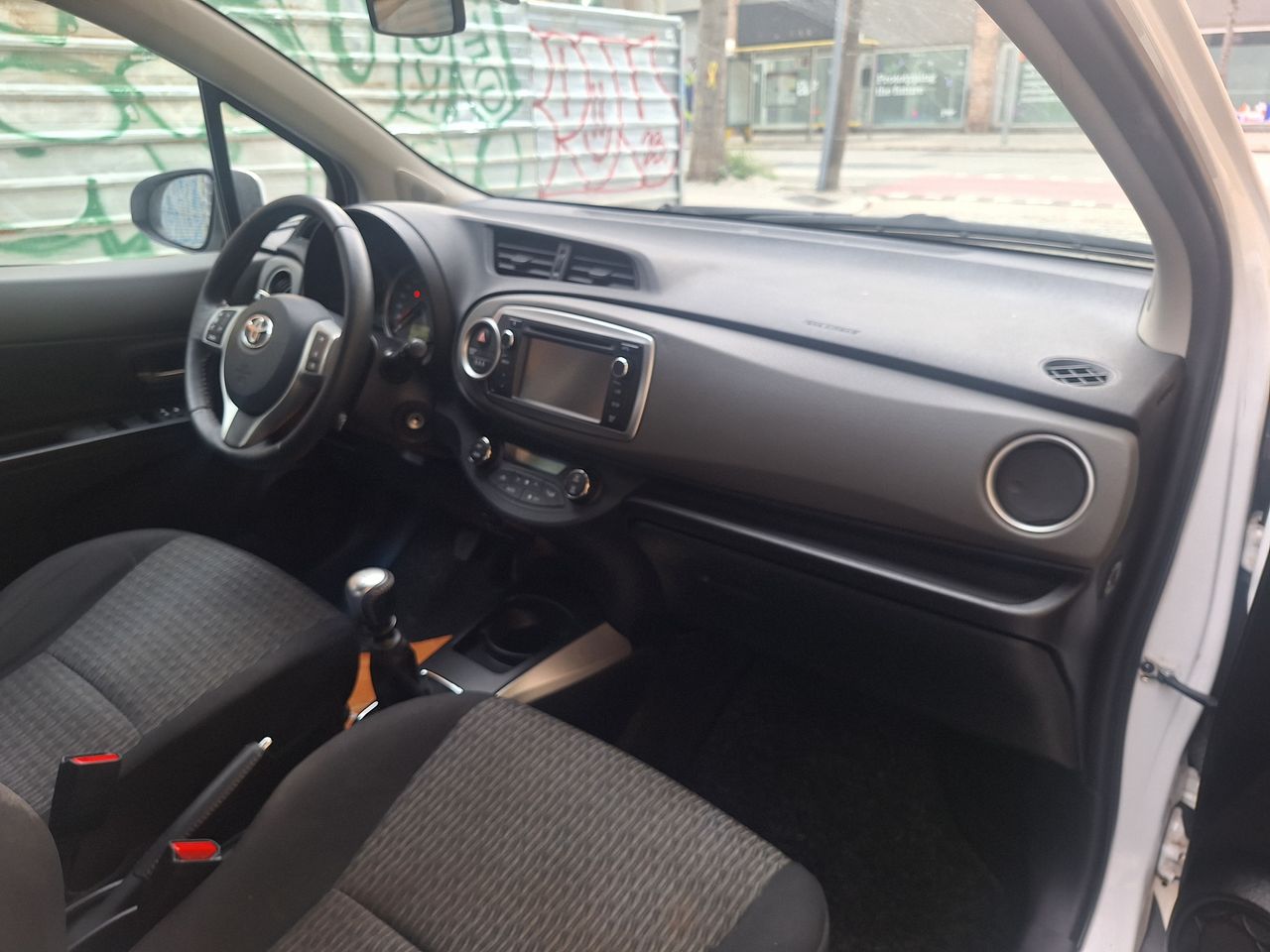 Foto Toyota Yaris 8