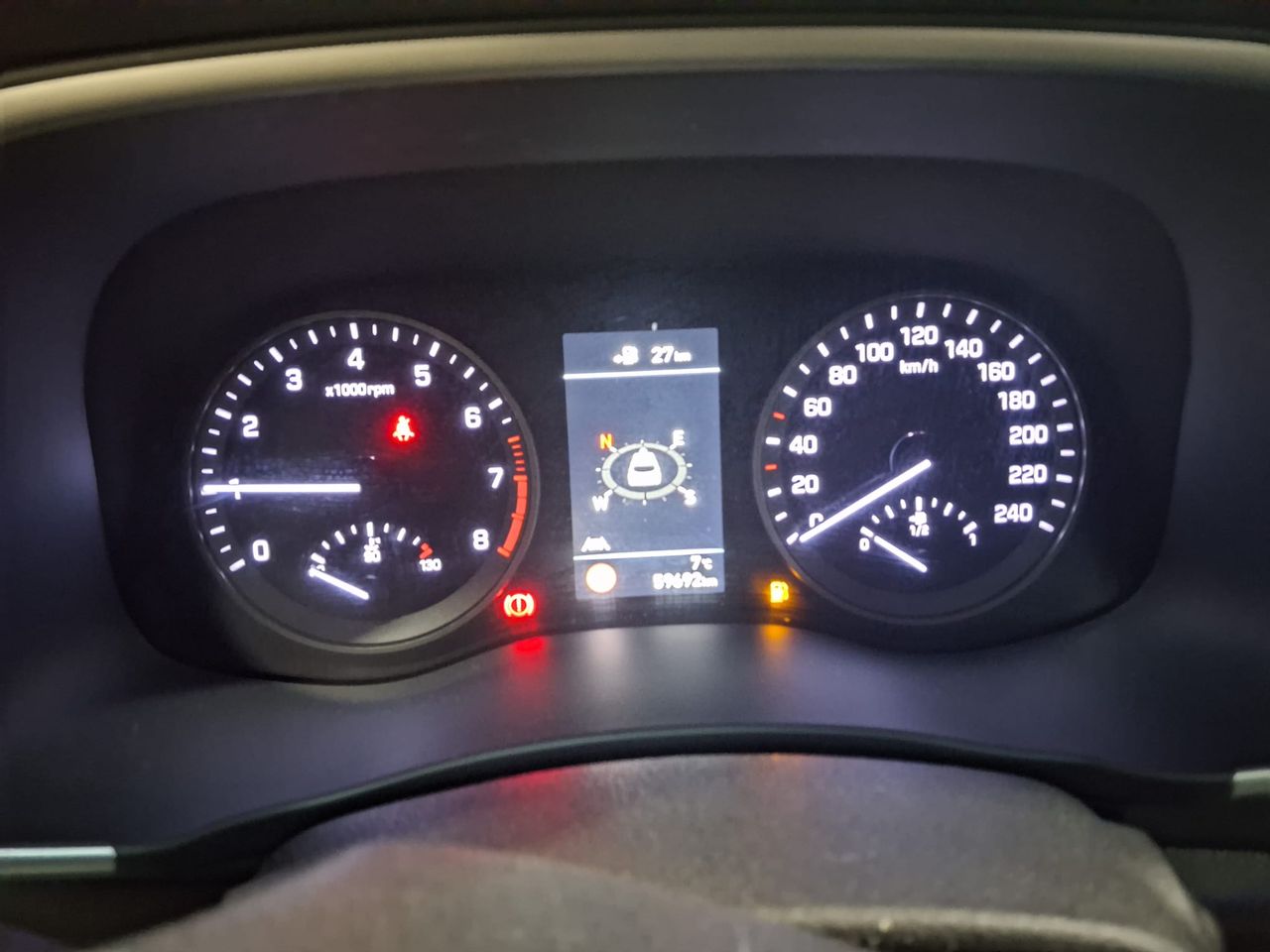 Foto Hyundai Tucson 12