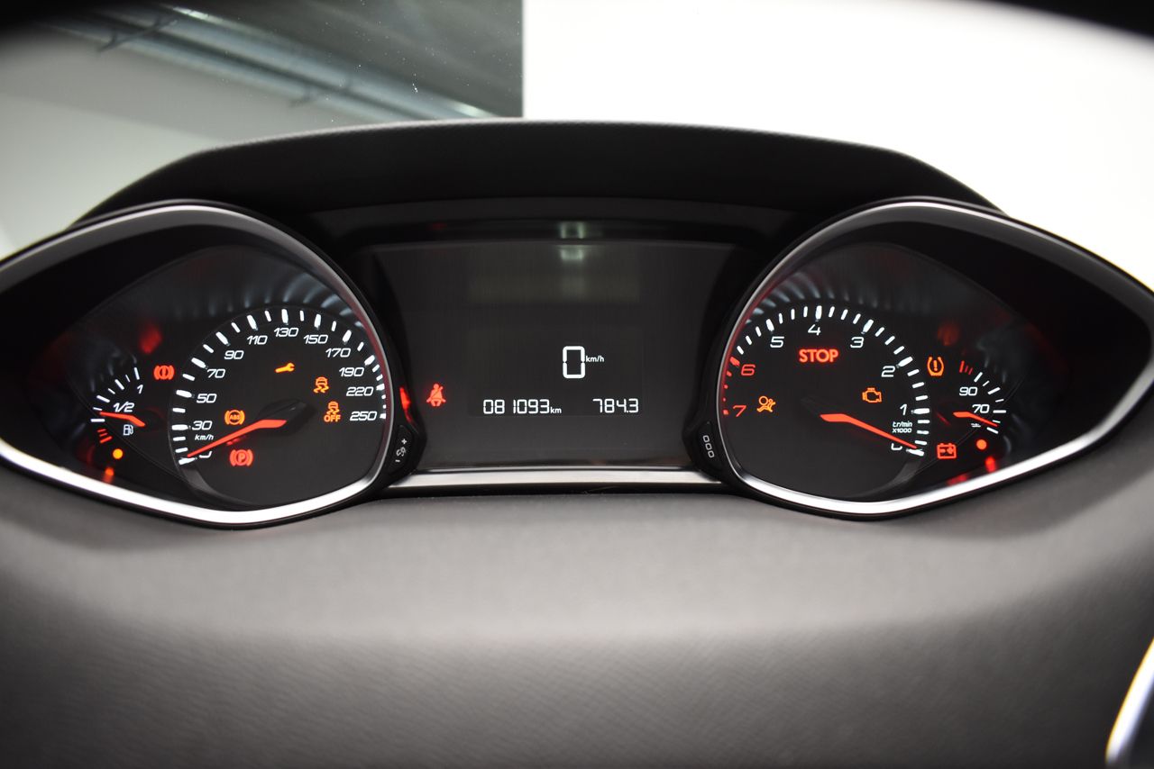 Foto Peugeot 308 23