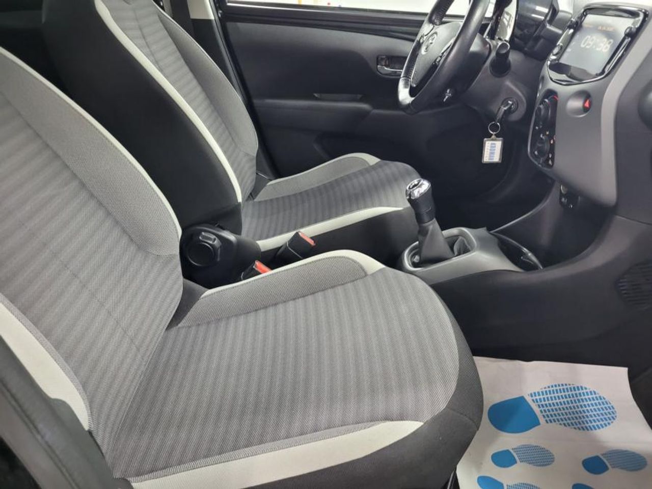 Foto Toyota Aygo 14