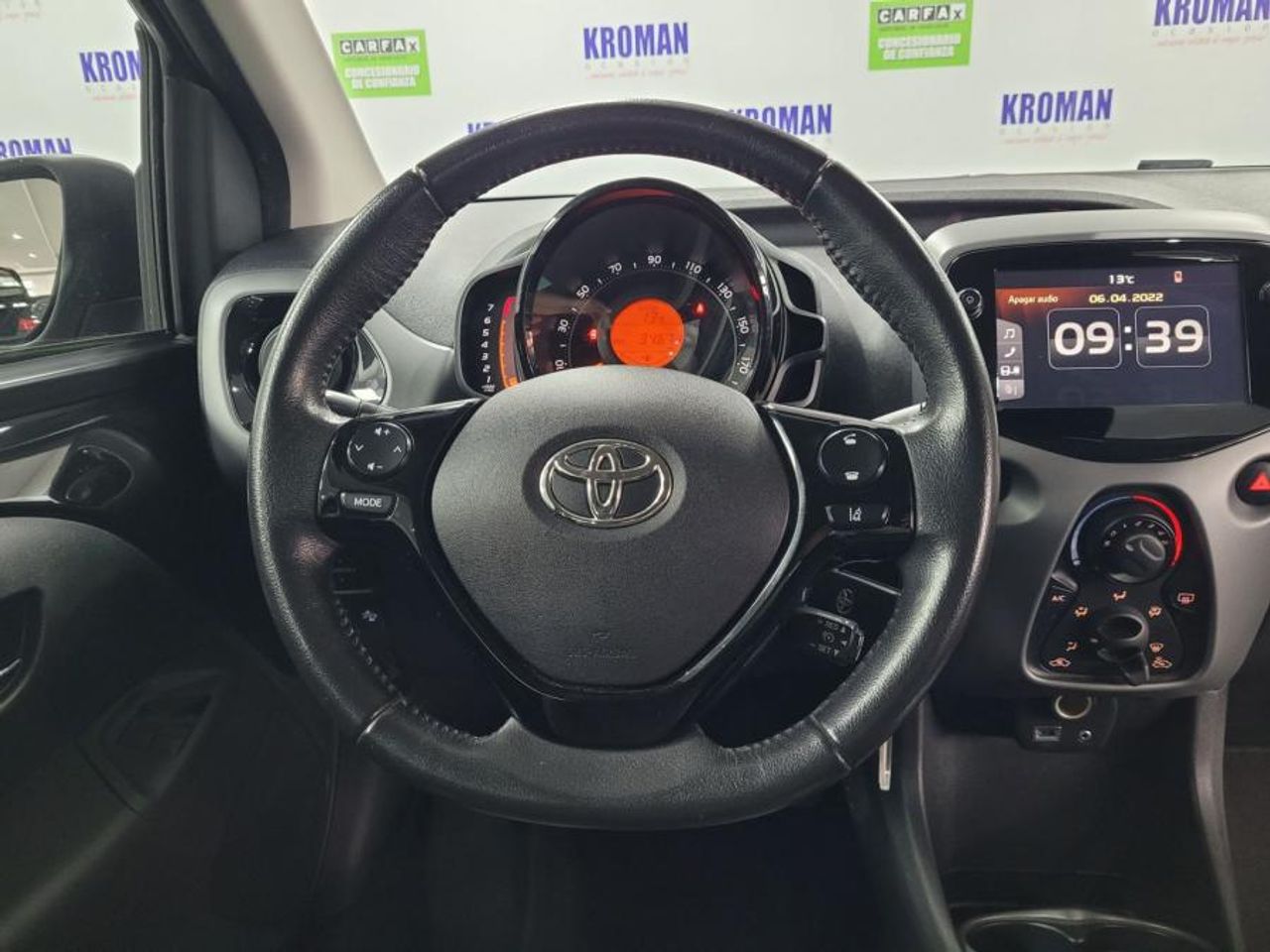 Foto Toyota Aygo 15