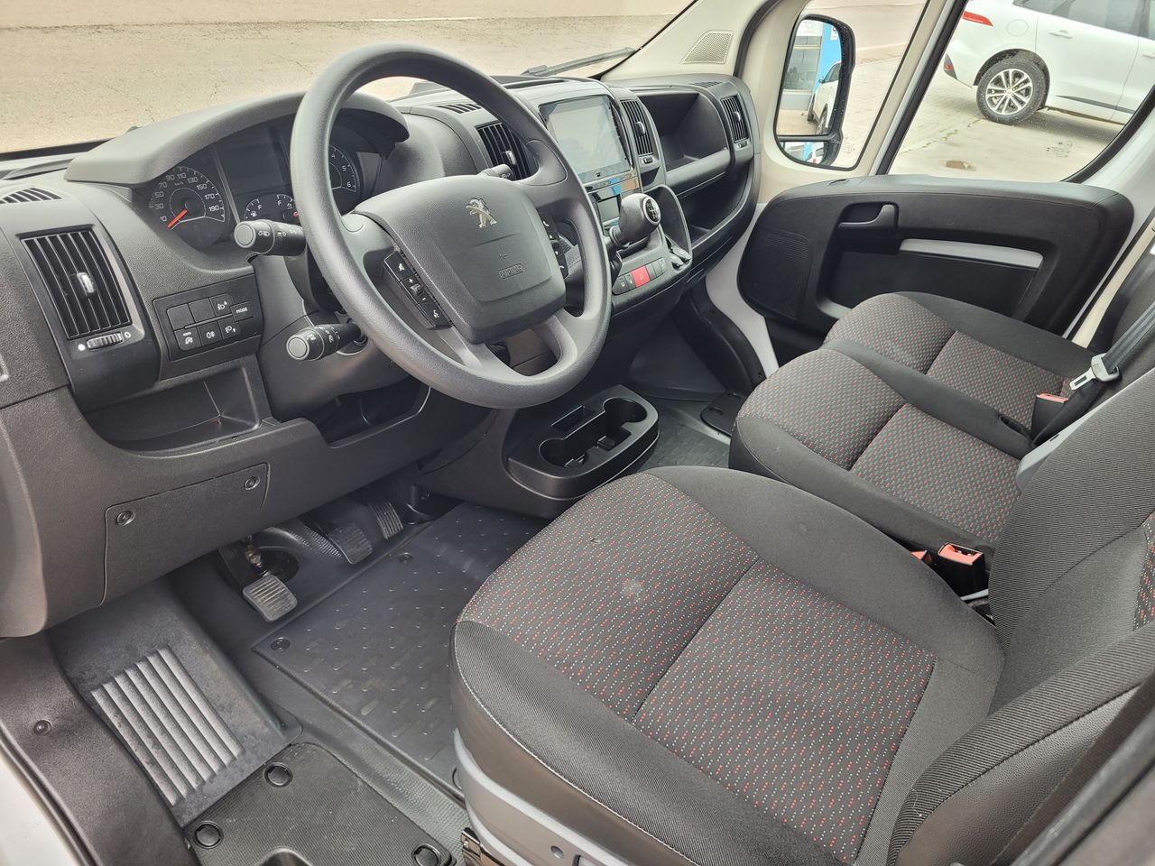 Foto Peugeot Boxer 4