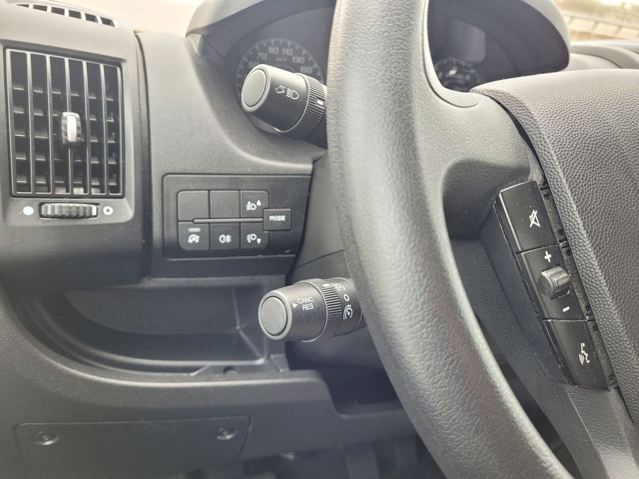 Foto Peugeot Boxer 13