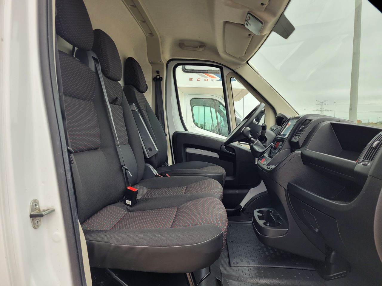 Foto Peugeot Boxer 19