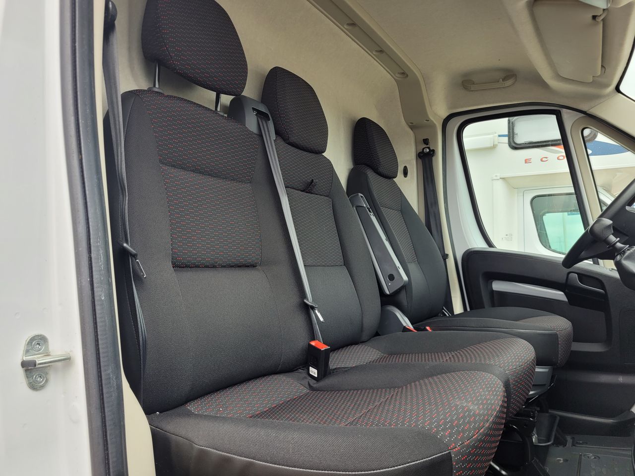 Foto Peugeot Boxer 20