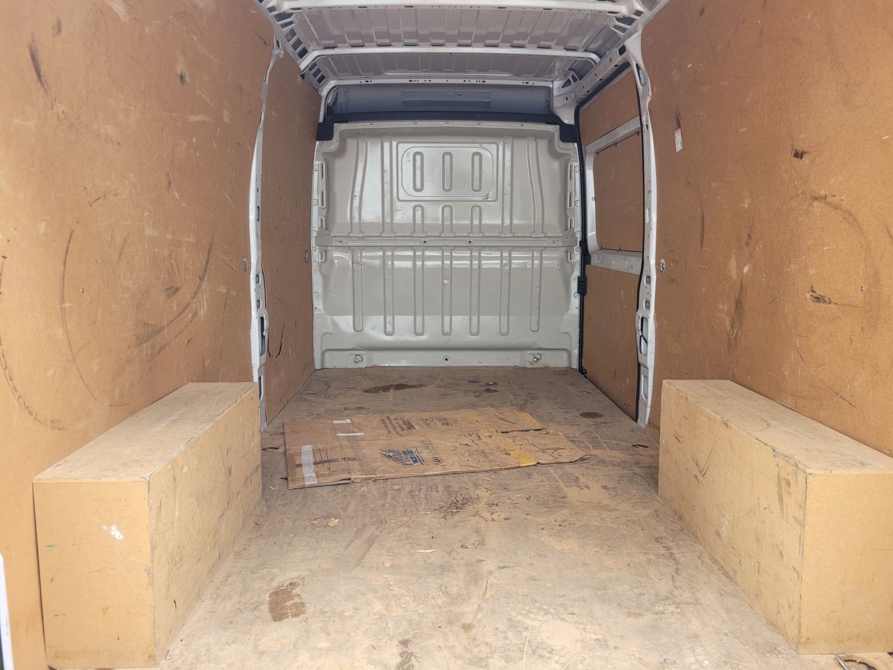 Foto Peugeot Boxer 23
