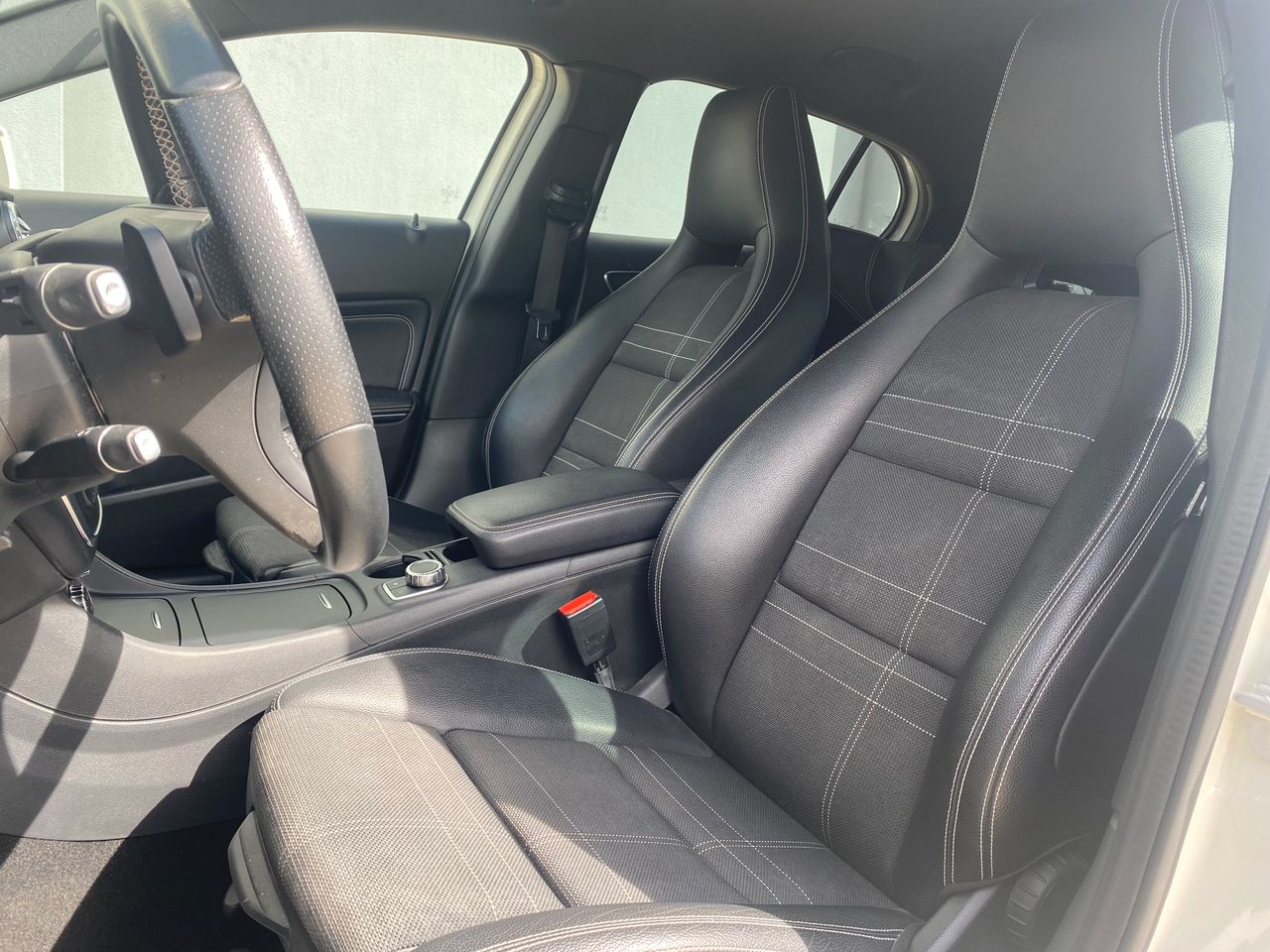 Foto Mercedes-Benz Clase GLA 17