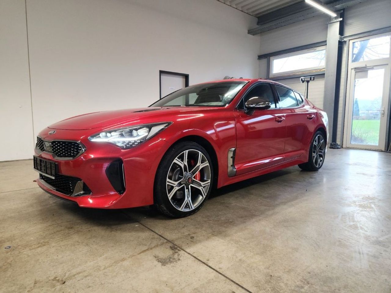 Foto Kia Stinger 1