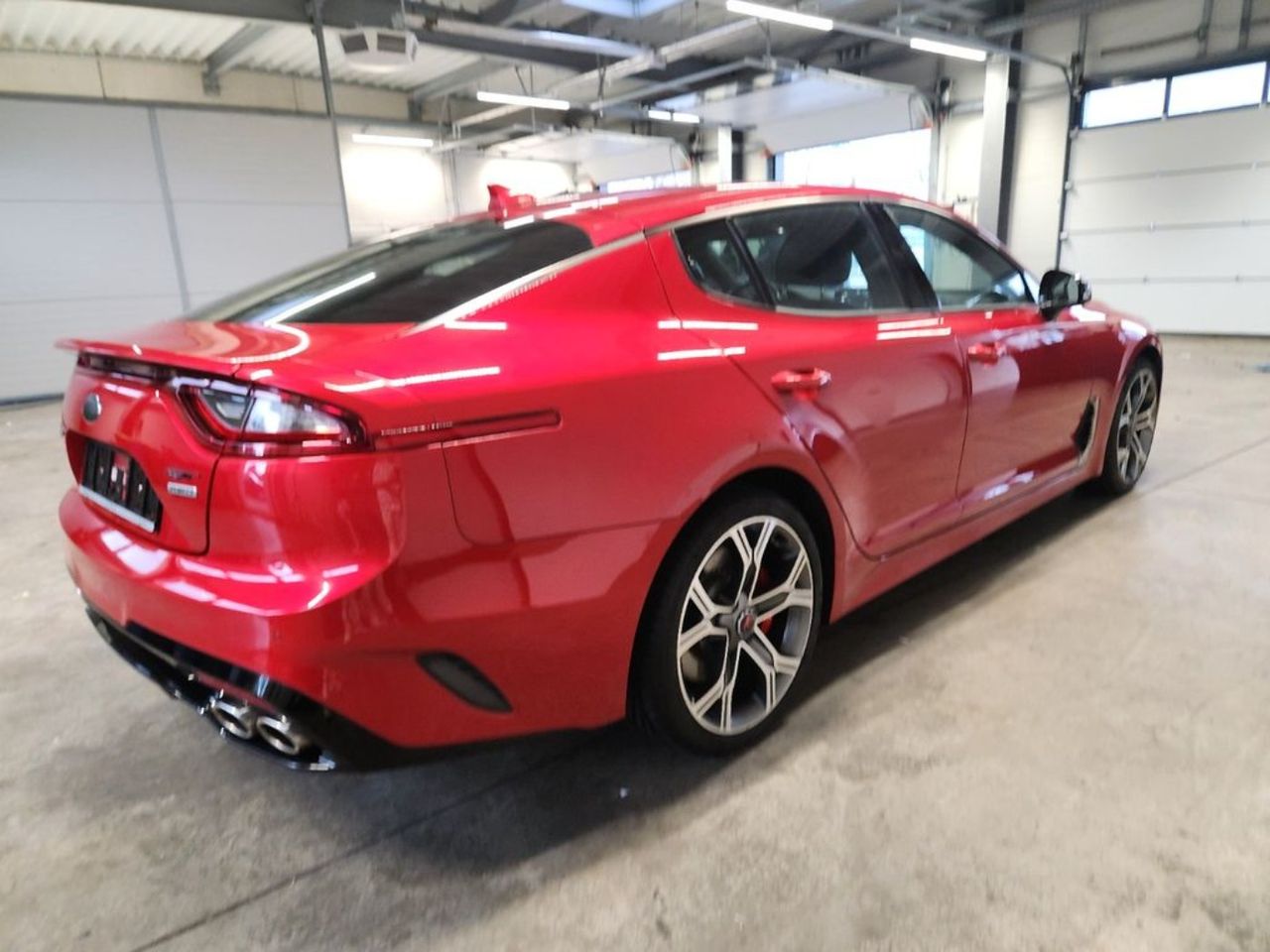 Foto Kia Stinger 3