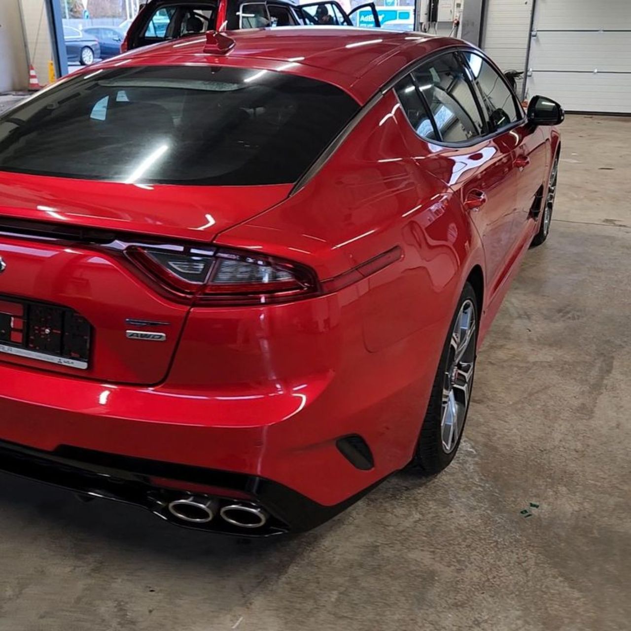 Foto Kia Stinger 8