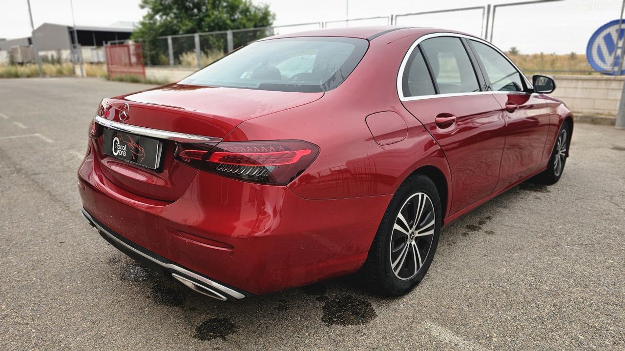 Foto Mercedes-Benz Clase E 4