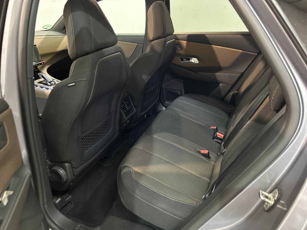 Foto DS Automobiles DS 7 23