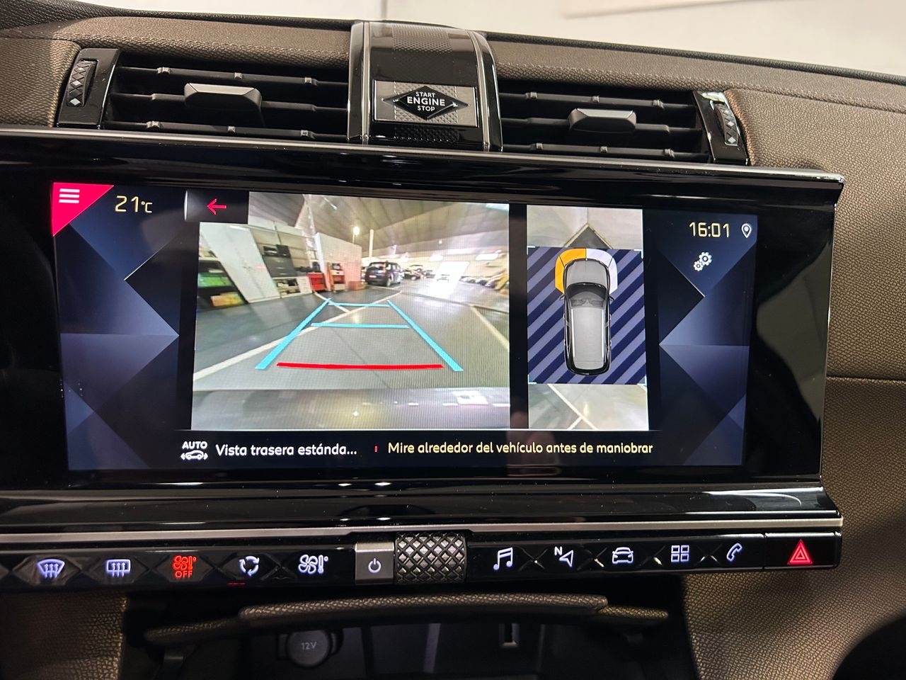 Foto DS Automobiles DS 7 30