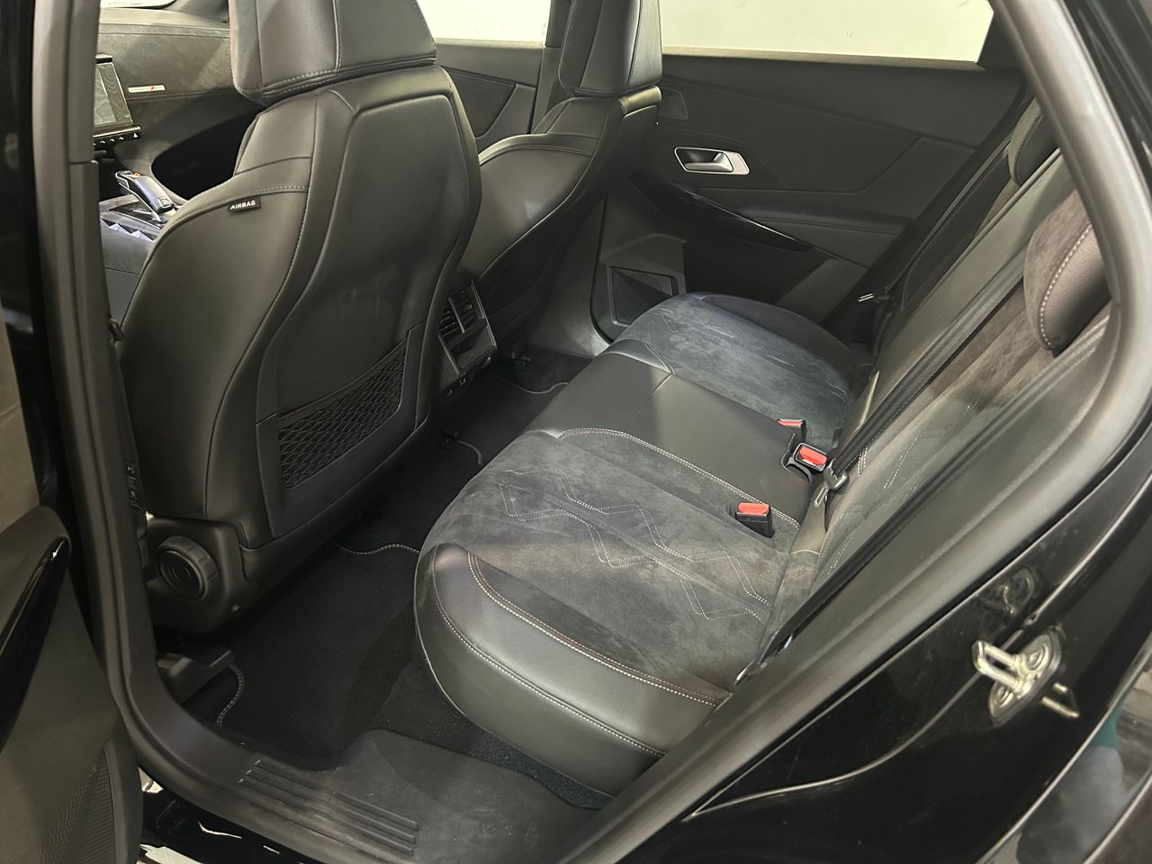 Foto DS Automobiles DS 7 24
