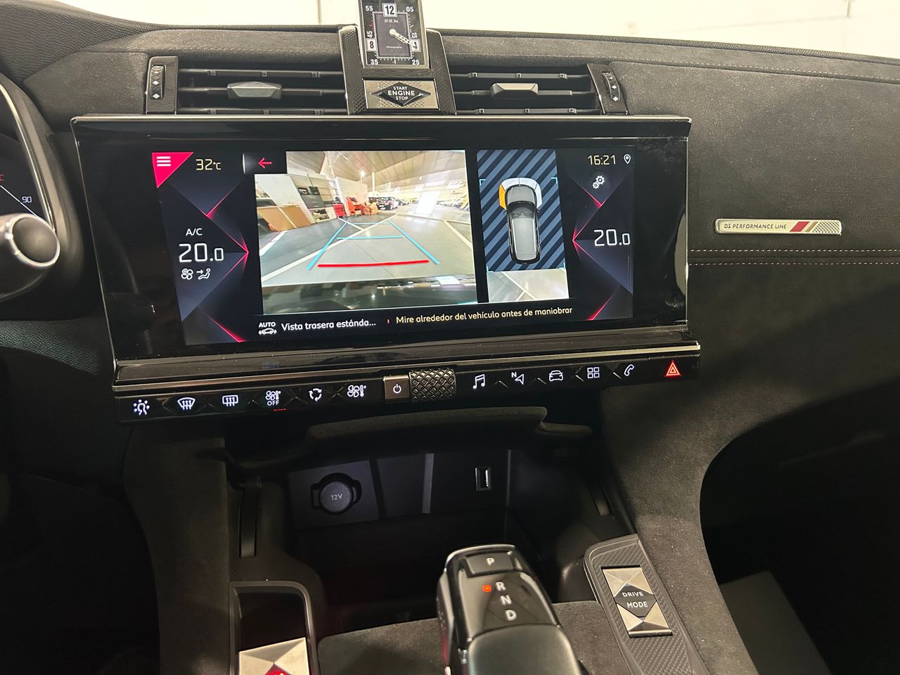 Foto DS Automobiles DS 7 26