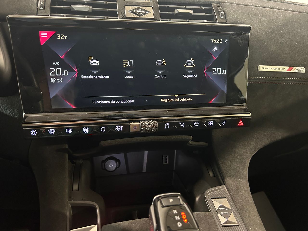 Foto DS Automobiles DS 7 29