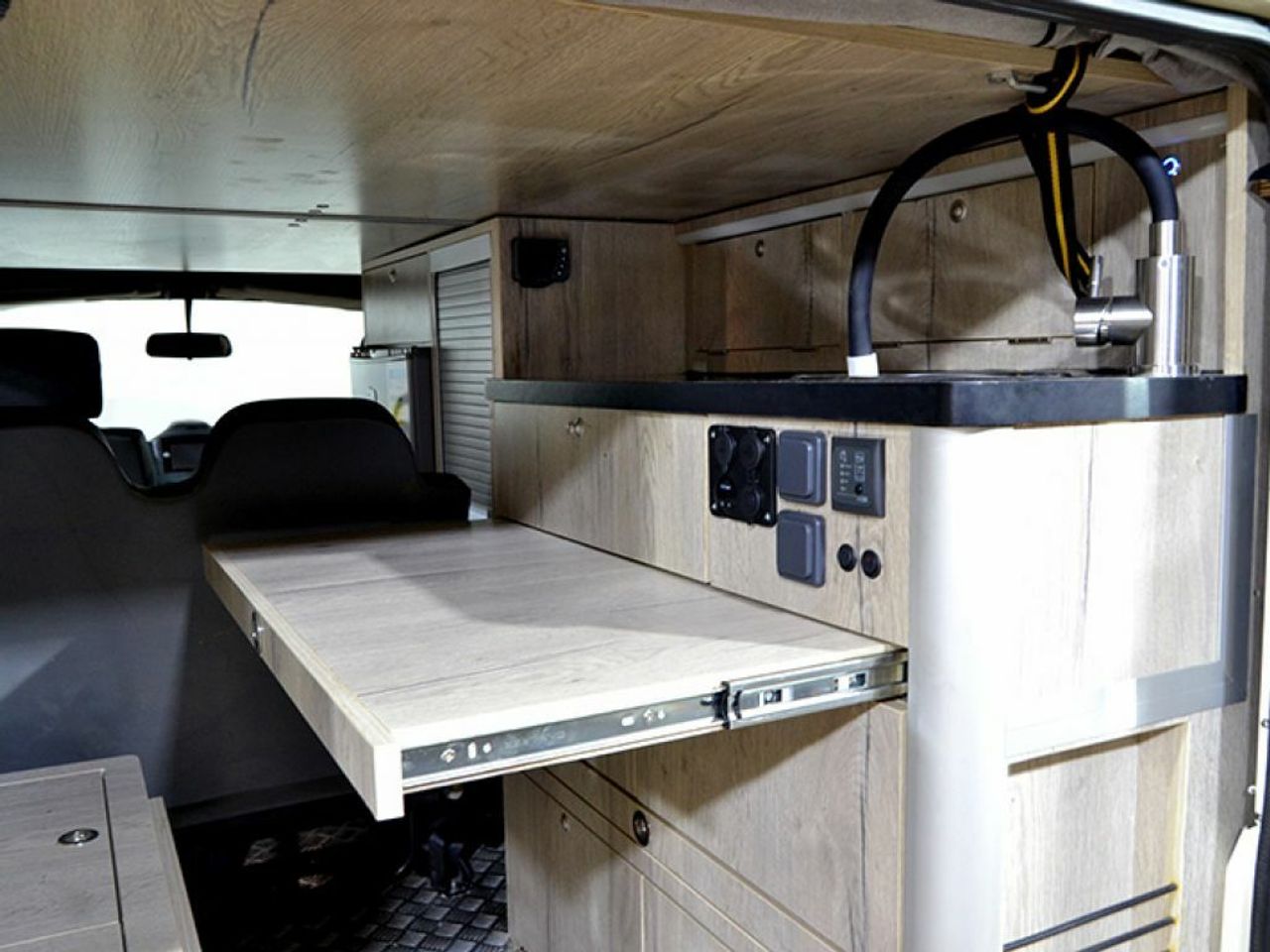 Foto Iveco Massif 10