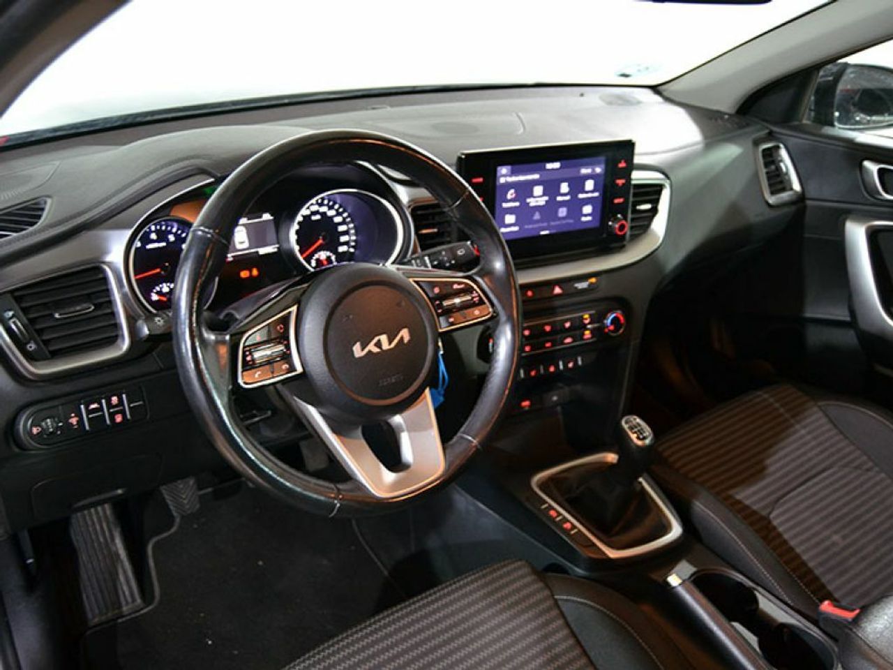 Foto Kia XCeed 9