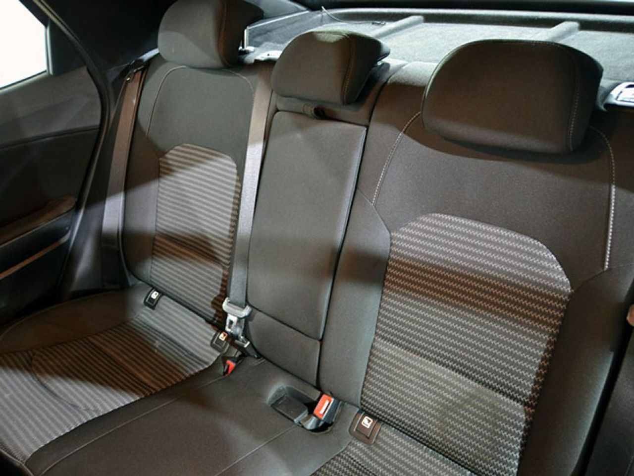 Foto Kia XCeed 11