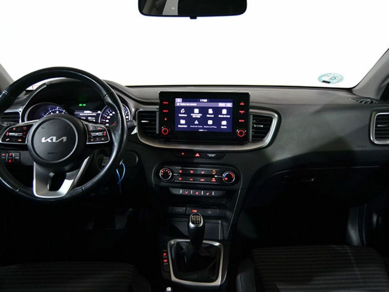 Foto Kia XCeed 12