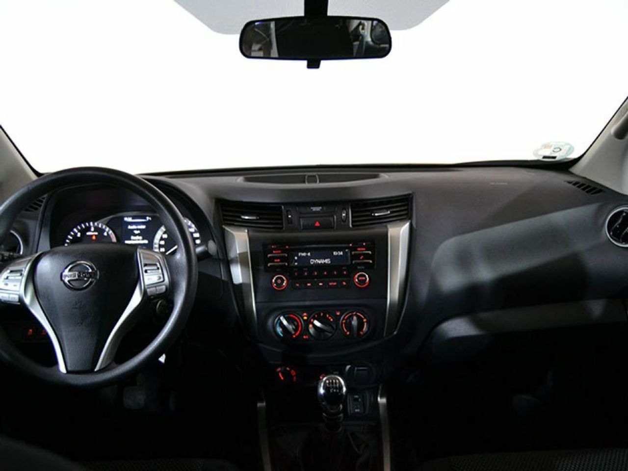 Foto Nissan Navara 12