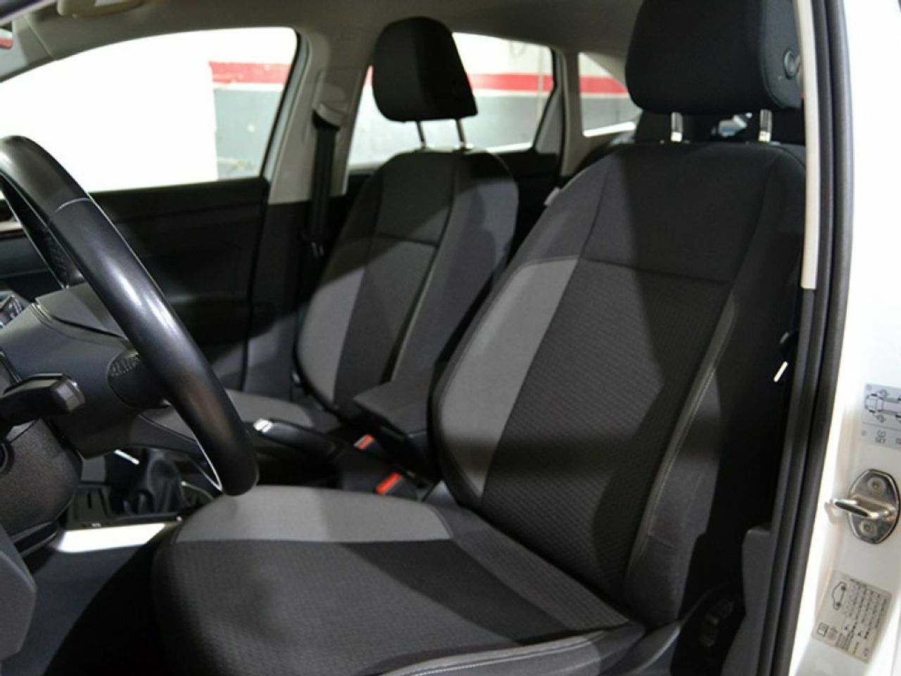 Foto Volkswagen Taigo 12
