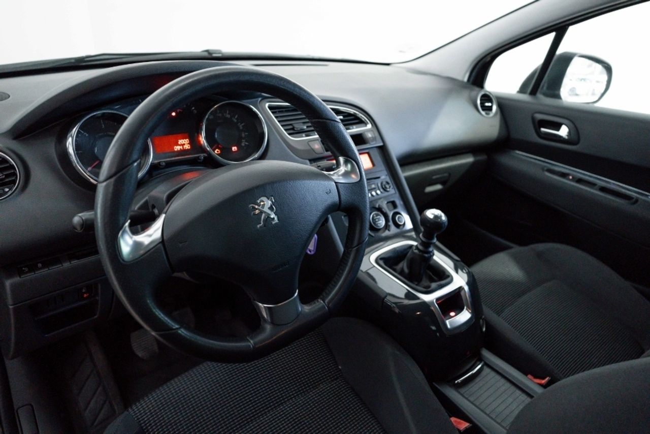 Foto Peugeot 5008 7