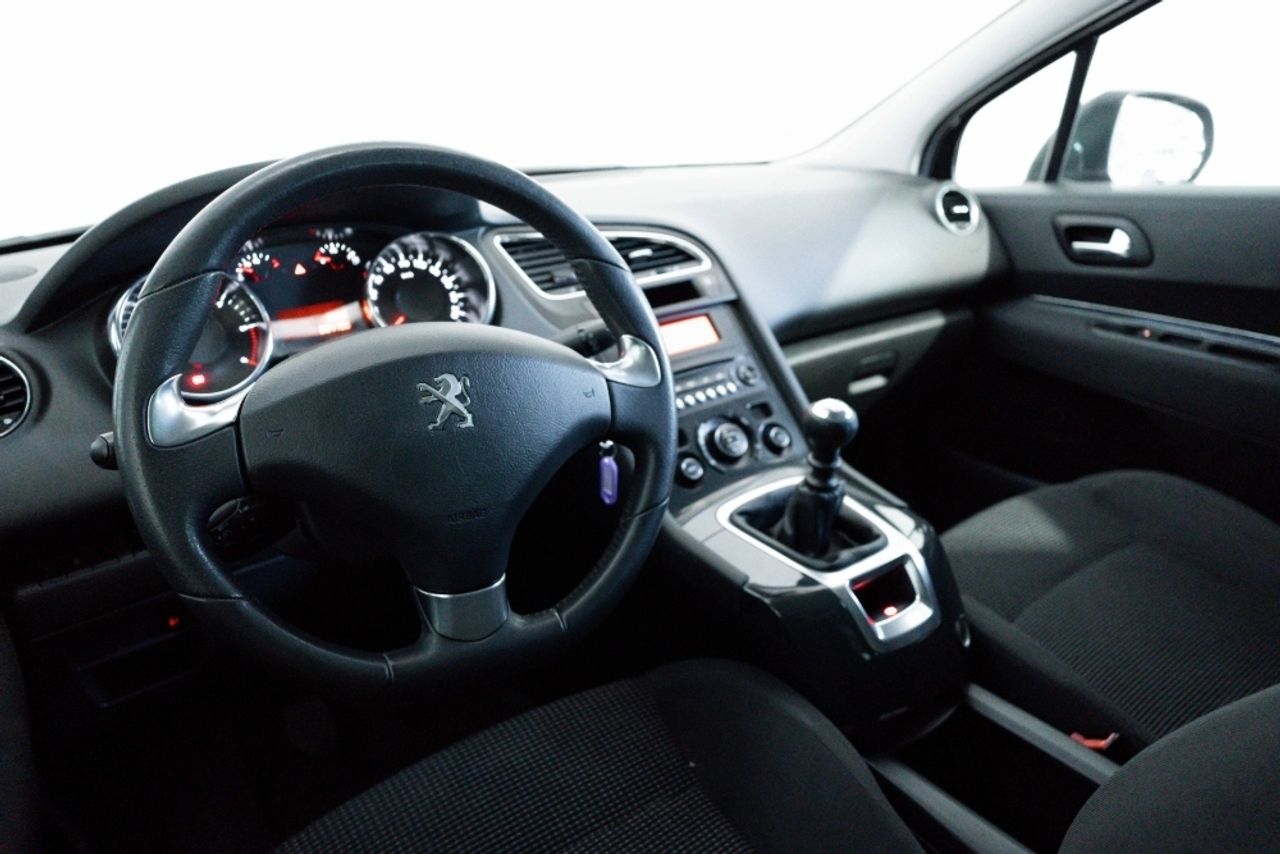 Foto Peugeot 5008 22