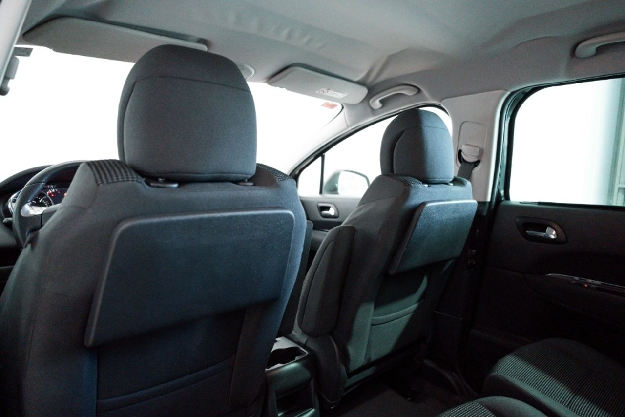 Foto Peugeot 5008 27