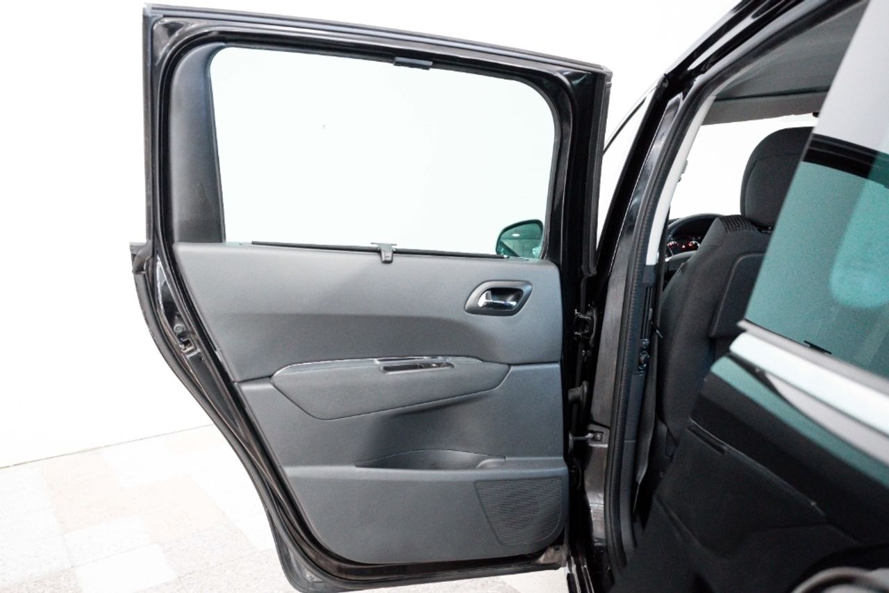 Foto Peugeot 5008 29