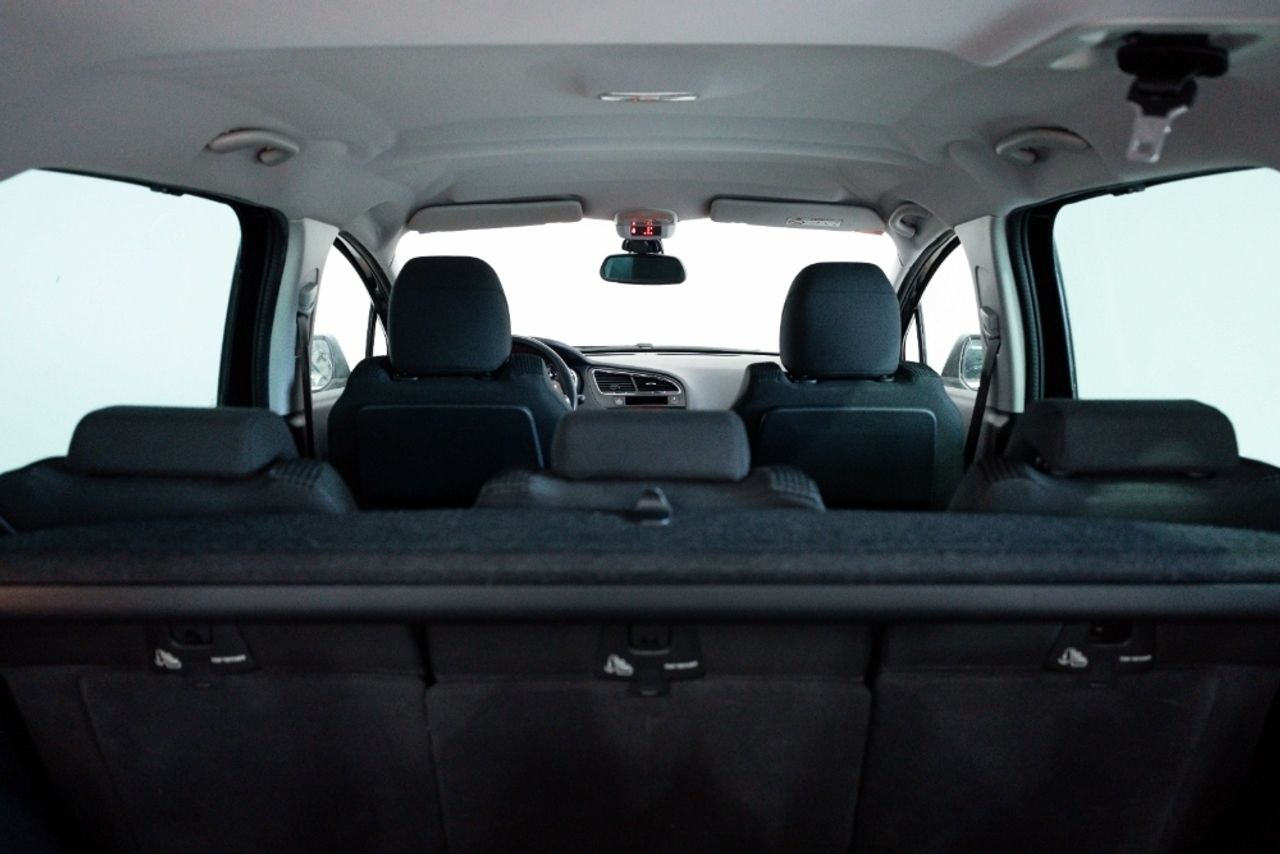 Foto Peugeot 5008 30