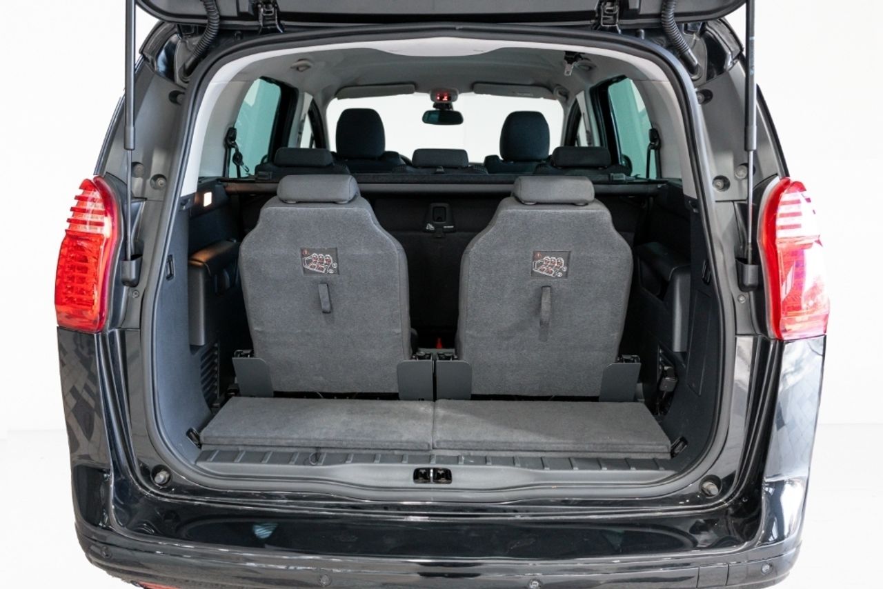 Foto Peugeot 5008 31