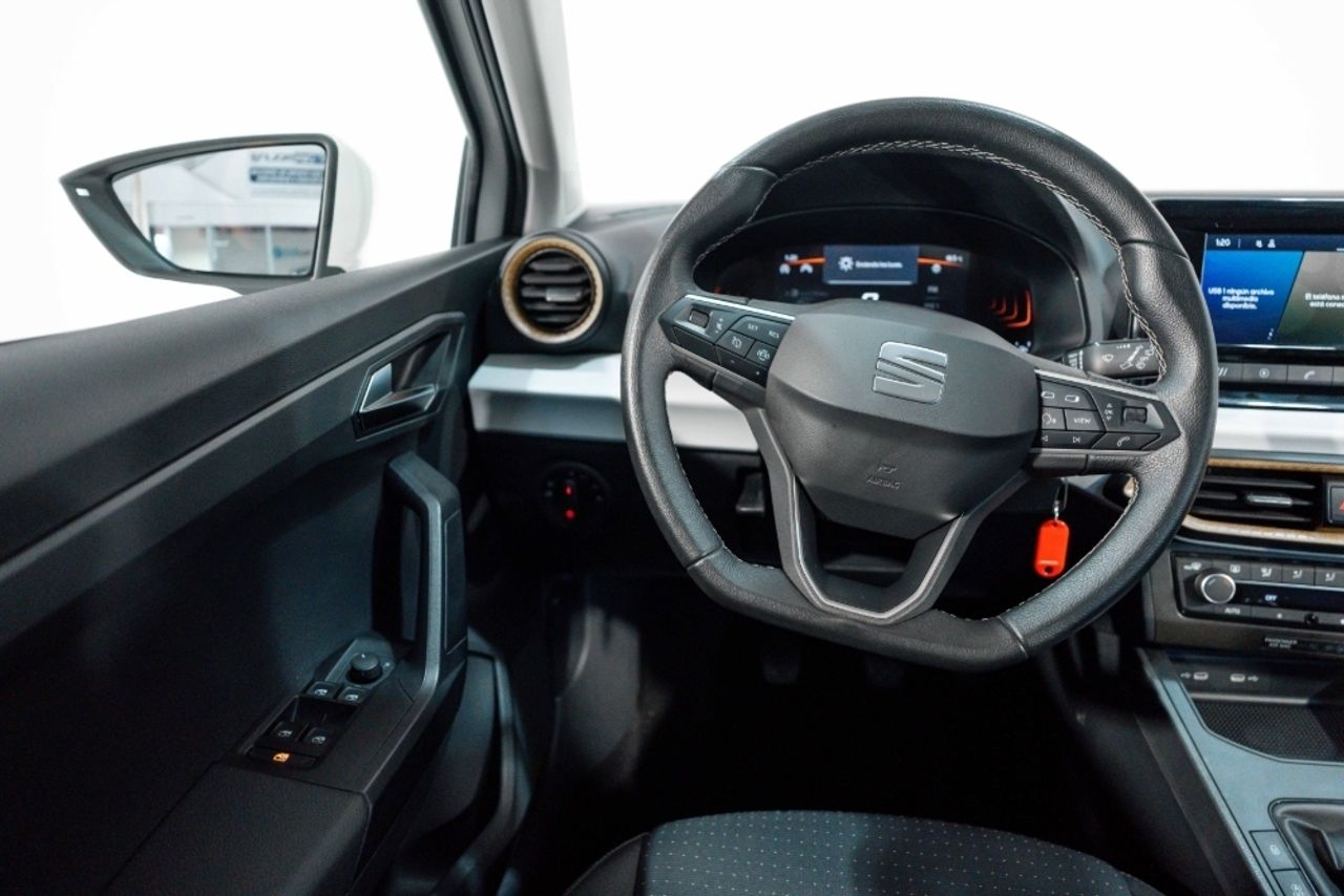 Foto Seat Ibiza 24