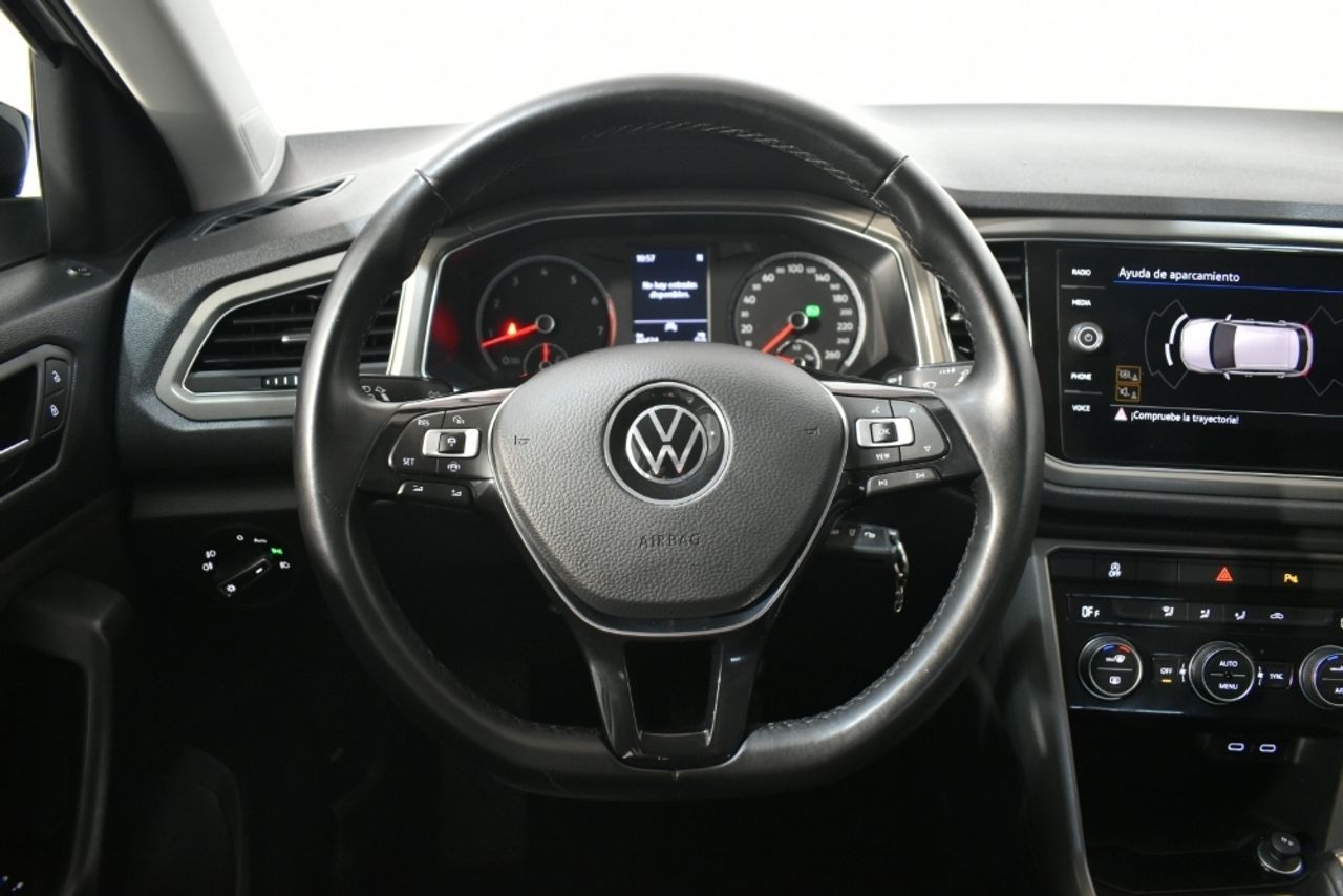 Foto Volkswagen T-Roc 27