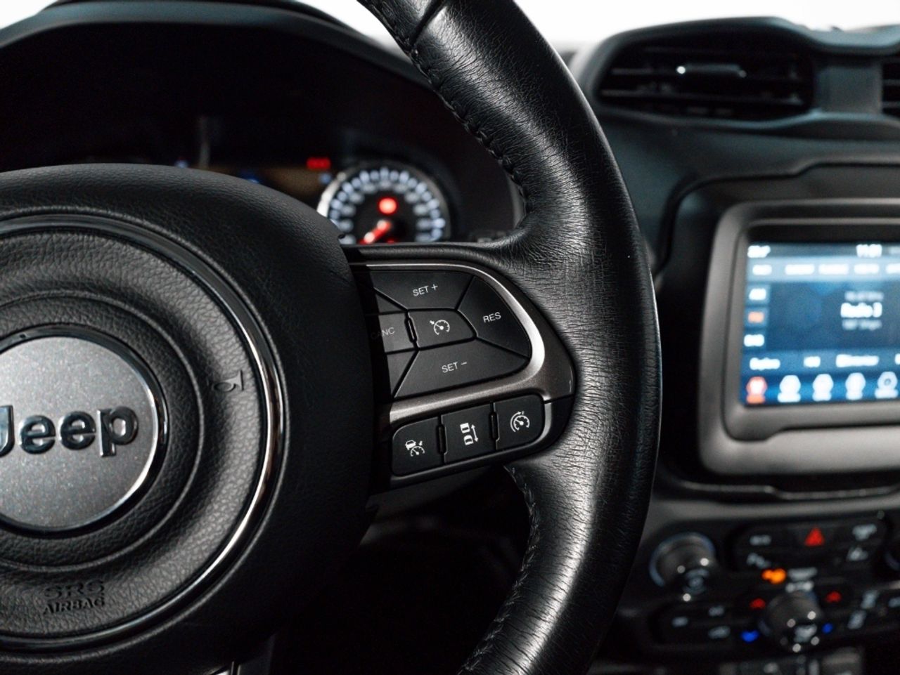 Foto Jeep Renegade 16