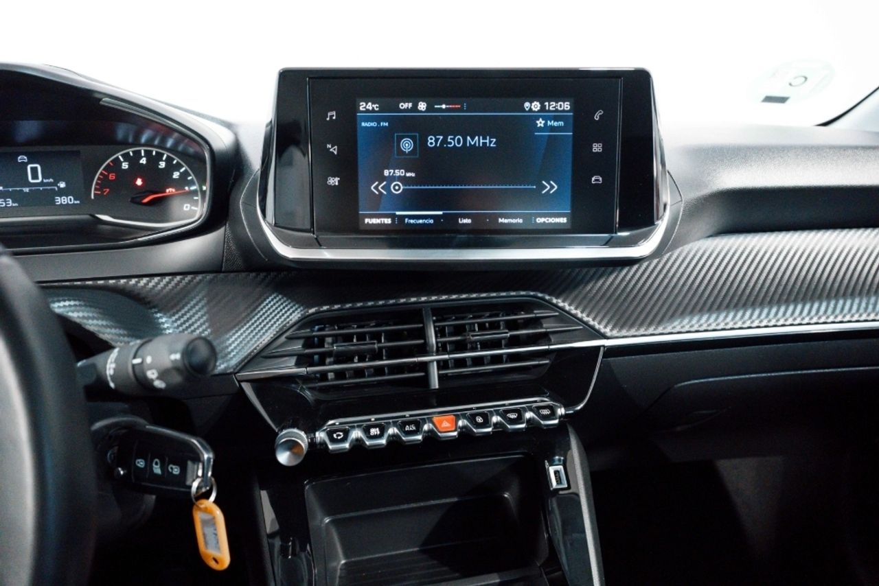 Foto Peugeot 208 16