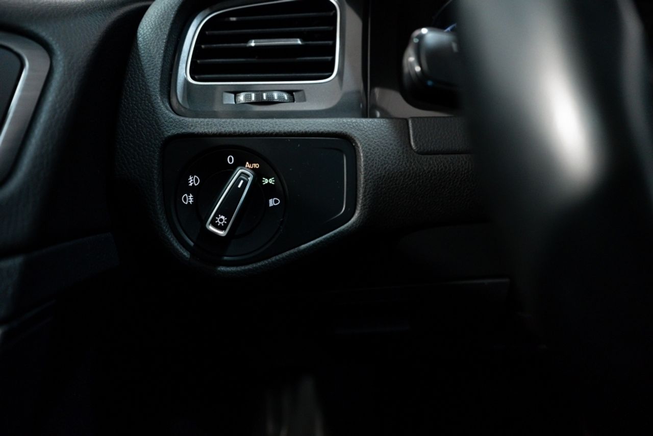Foto Volkswagen Golf 11