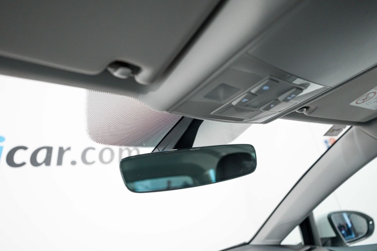 Foto Volkswagen Golf 17