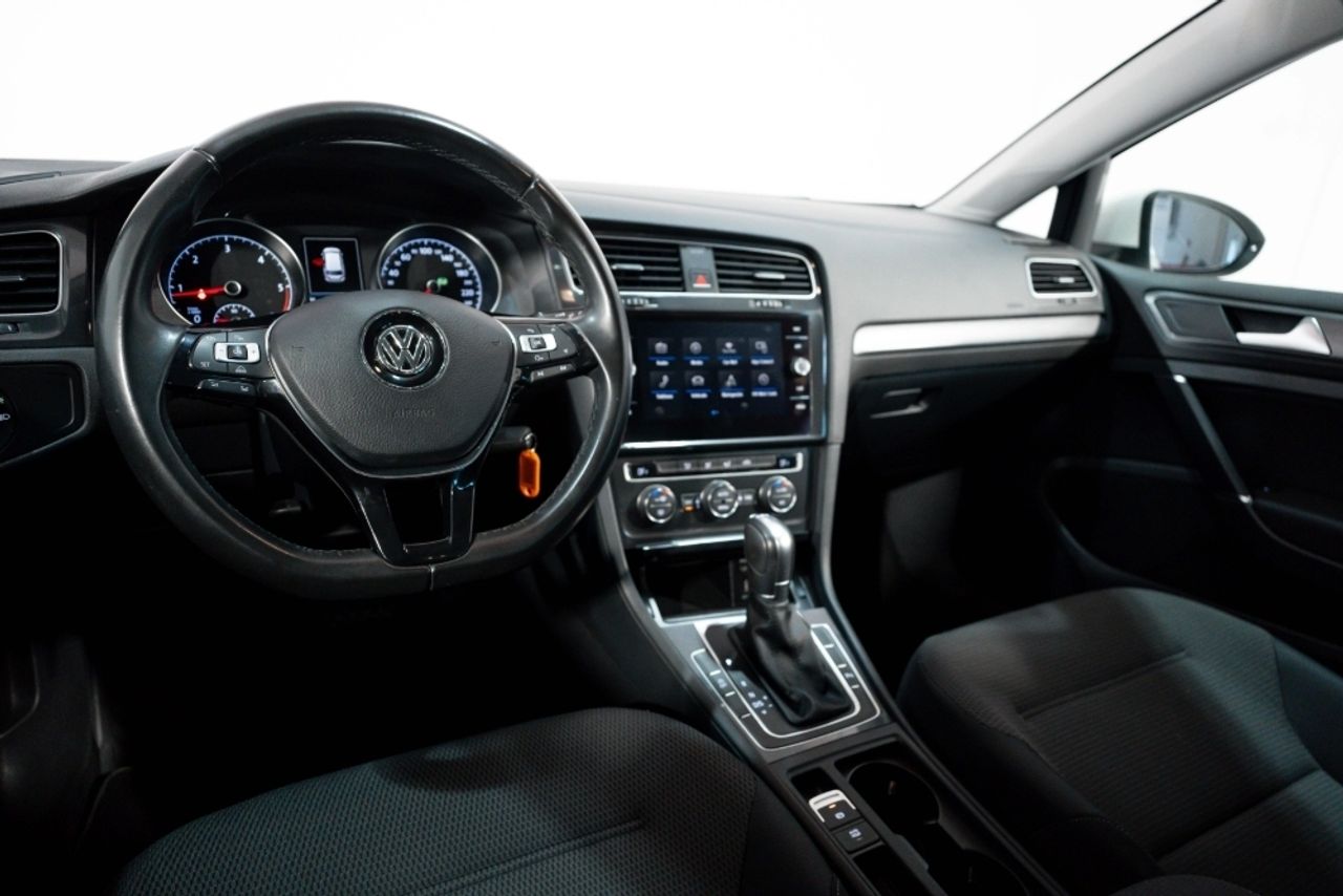Foto Volkswagen Golf 20
