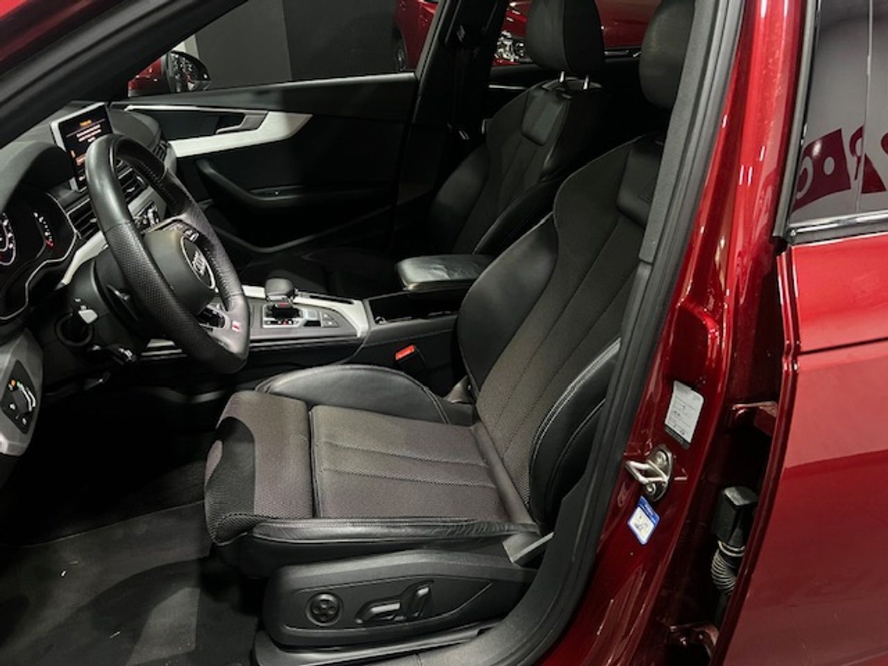 Foto Audi A4 13