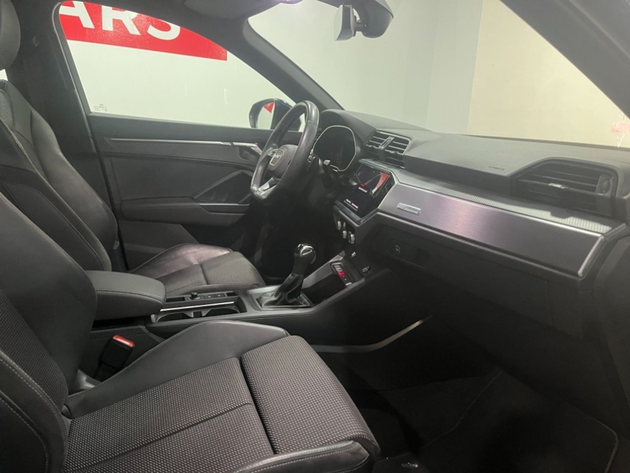 Foto Audi Q3 8