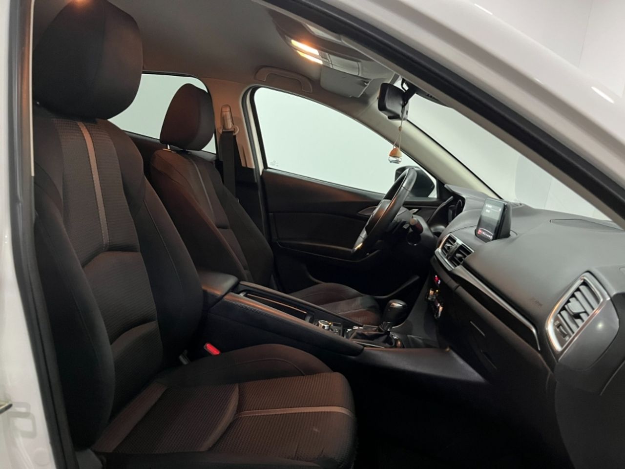 Foto Mazda Mazda3 6