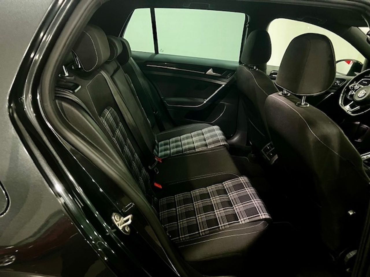 Foto Volkswagen Golf 11