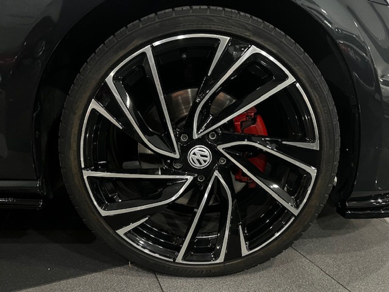 Foto Volkswagen Golf 31