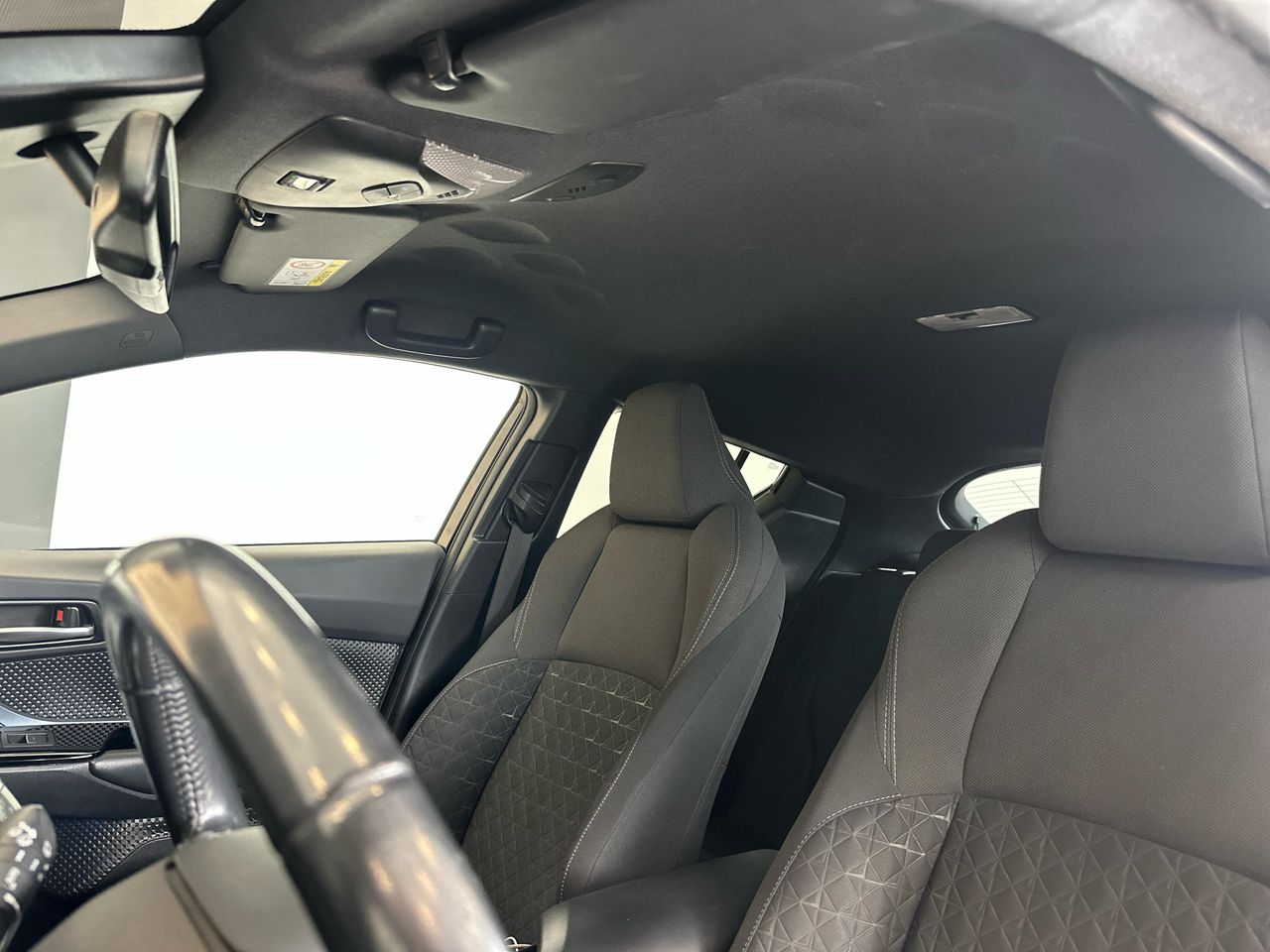 Foto Toyota C-HR 20